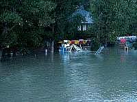 tn_Donauhochwasser15082002037_JPG.jpg